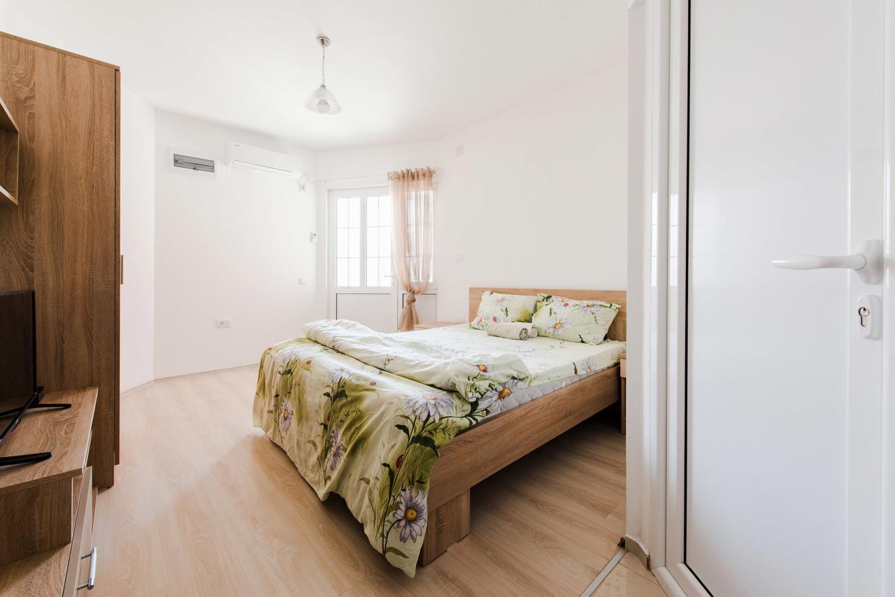 Apartments Vukmarkovic ストモレ エクステリア 写真